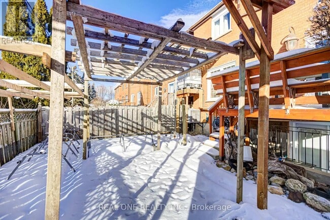 Building Photo - 2 Grittani Ln