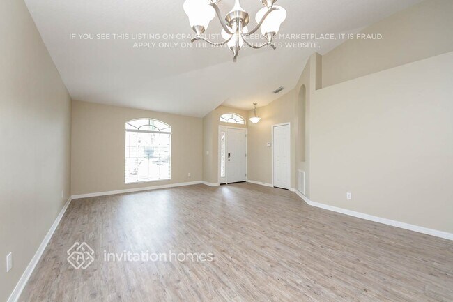 Building Photo - 745 Sedgewood Cir