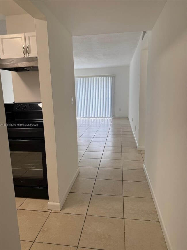 Foto del edificio - 15225 NE 6th Ave