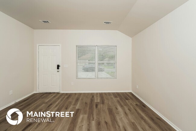 Foto del edificio - 537 Fox Run Cir