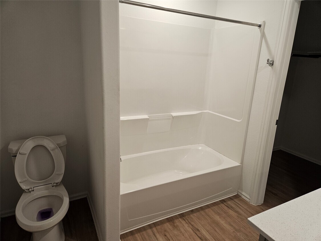 Building Photo - 18930 Sorento Bay Ln