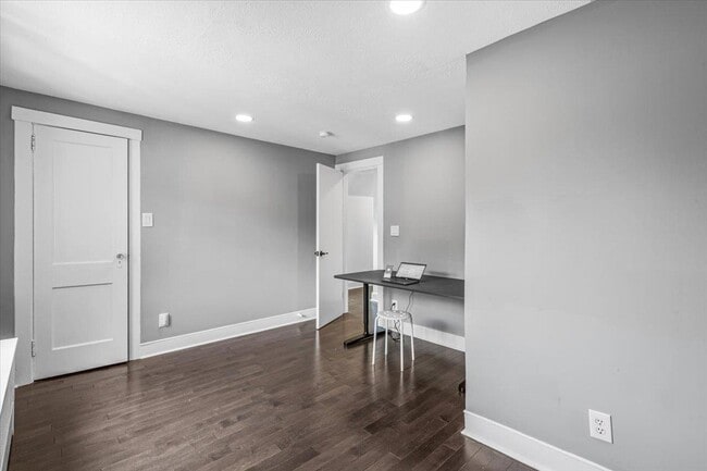 Building Photo - 46 Marino Ave