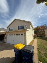 Building Photo - 836 Woodside Creek Dr