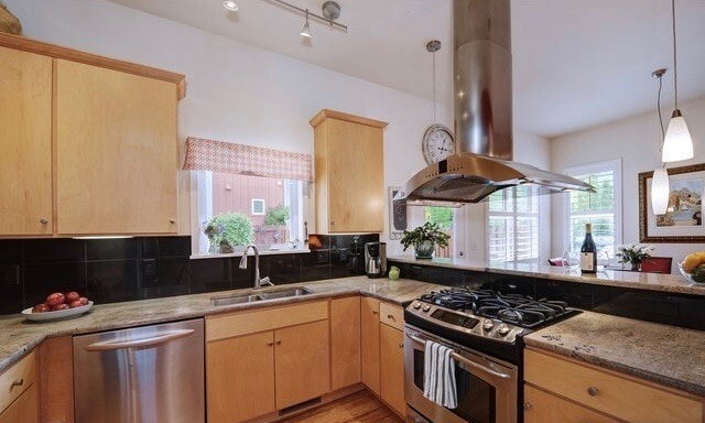 Foto del edificio - Modern HOLIDAY Home on Corner Lot in North Boulder!