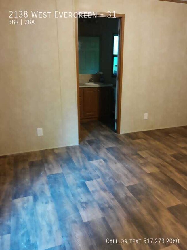 Building Photo - 2017 Legacy 3 Bedroom Mobile home  - Like New