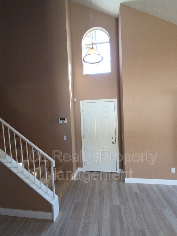 Foto del edificio - 22817 Windwood Ln