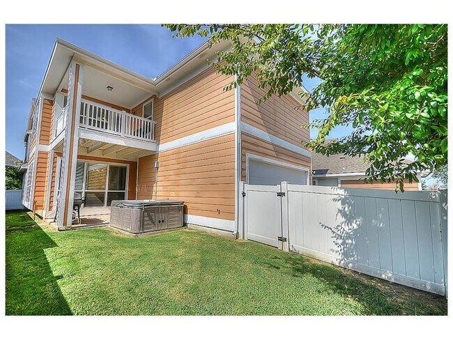 Foto del edificio - 940 Charleston Ln