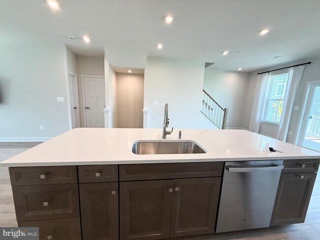 Foto del edificio - 7840 Blackbriar Wy