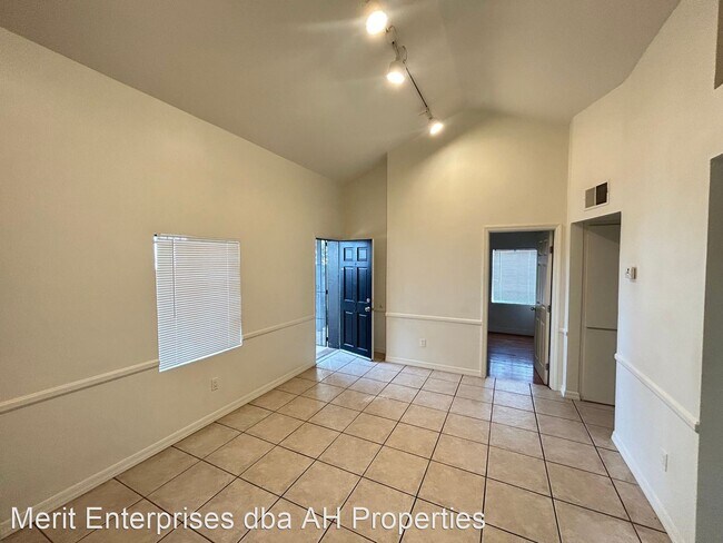 Foto del edificio - 2 br, 1 bath House - 336 W CULVER ST #3