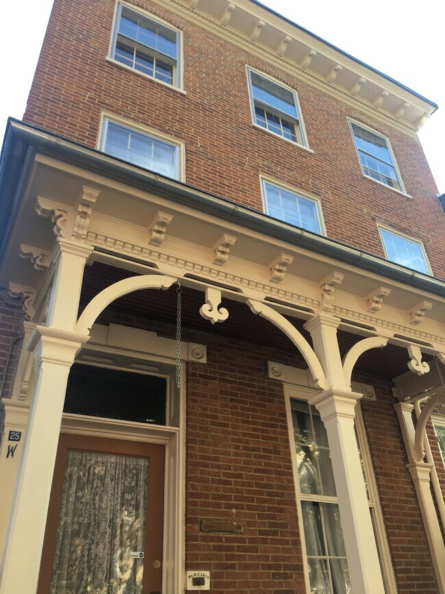 Foto del edificio - 25 W Boscawen St