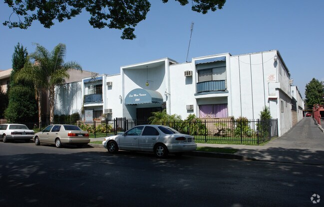 Foto del edificio - San Mar Terrace