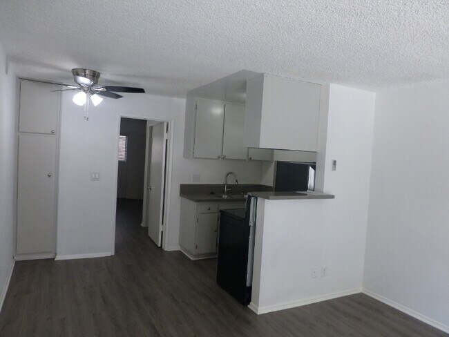 Foto del edificio - 11924 Courtleigh Dr