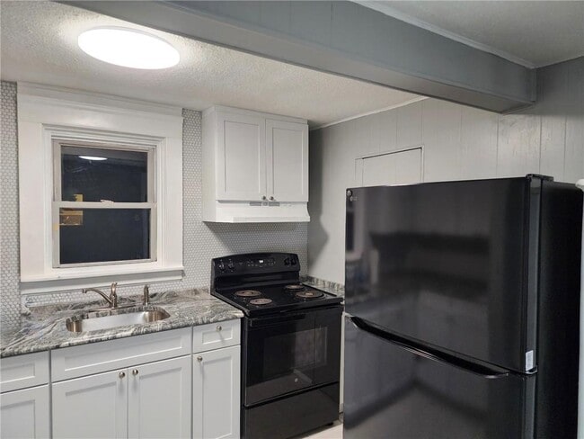 Foto del edificio - 227 Providence St