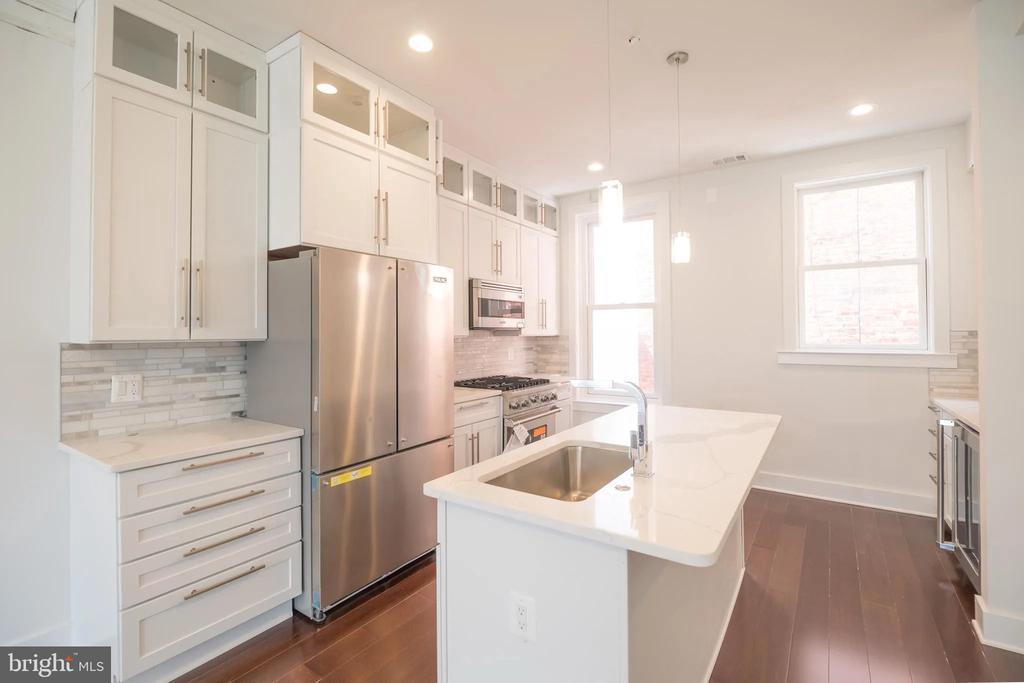Foto principal - 1640 19th St NW