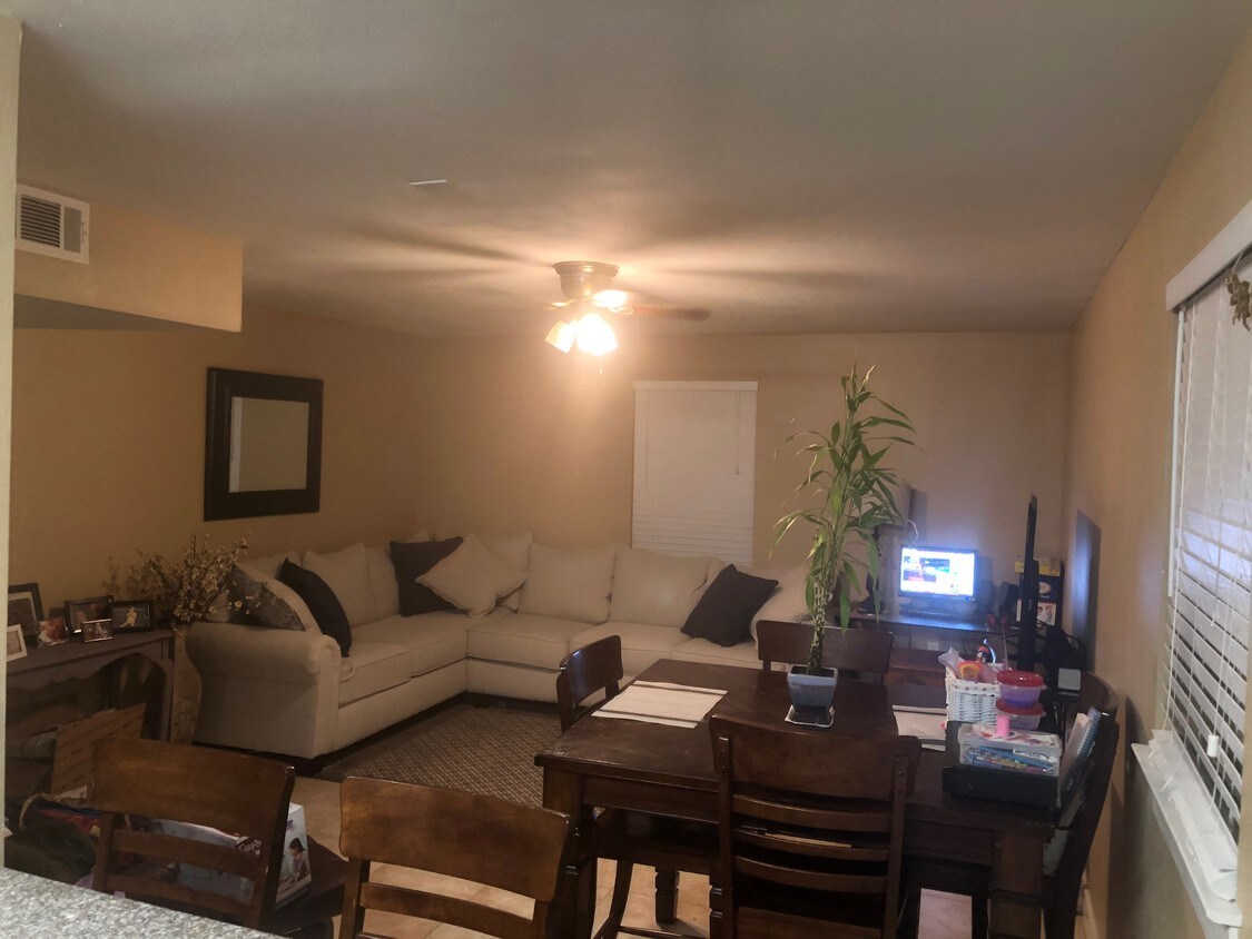 Foto principal - 433 Pailet Ave