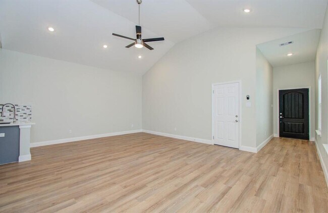 Building Photo - 4510 Mallow St