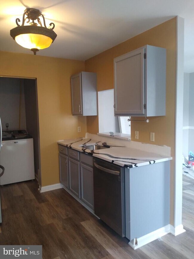 Building Photo - 11232 Wedgemere Ct