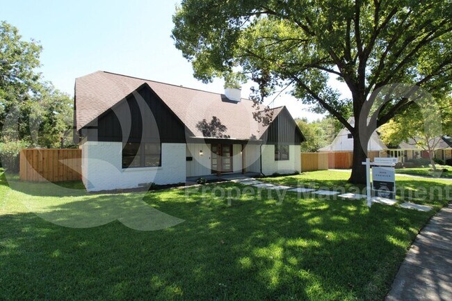 Building Photo - 9342 Springwater Dr