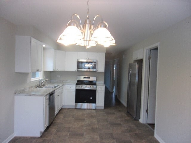 Building Photo - Don't miss this nicely updated 3 bedroom b...