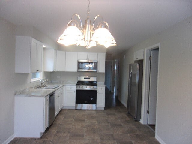 Foto del edificio - Don't miss this nicely updated 3 bedroom b...