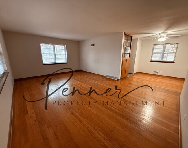 Foto del edificio - 714 S Main St