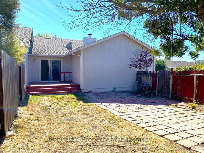 Building Photo - 1702 Algol Ct