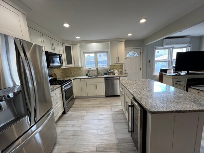 Foto del edificio - 60 Moore Pl