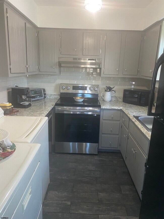 Foto del edificio - 560 N Harrisburg Ave