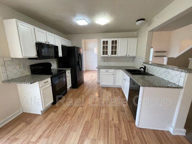 Foto del edificio - 5247 Lady Slipper Ct