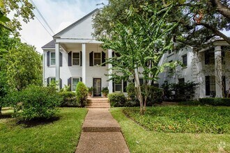 Building Photo - 2348 McClendon St