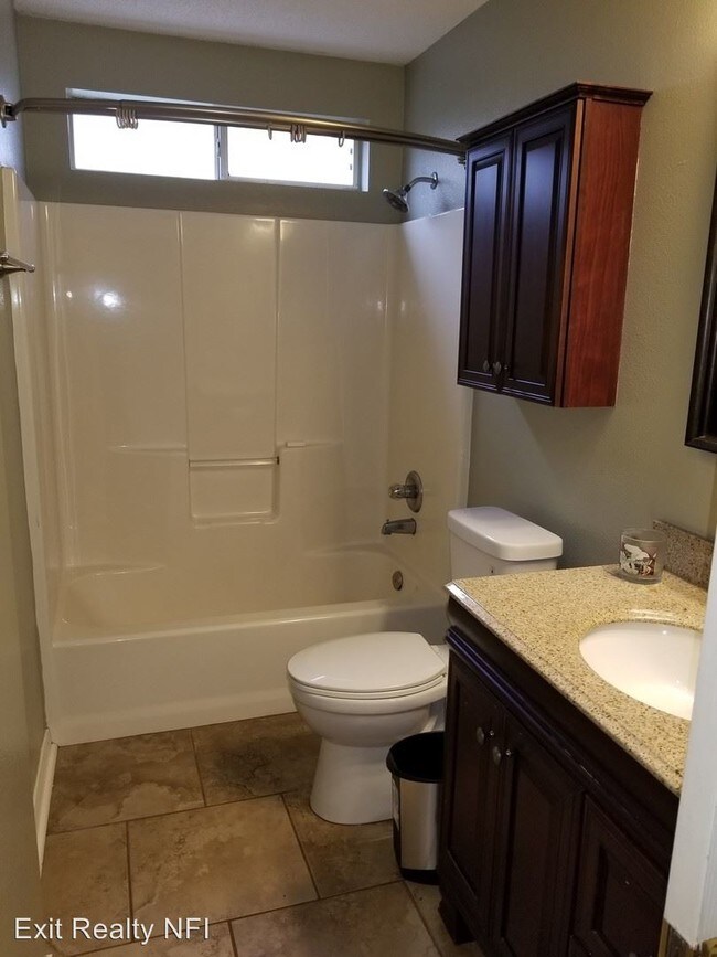 Building Photo - 3 br, 2 bath House - 2982 Meredith Dr