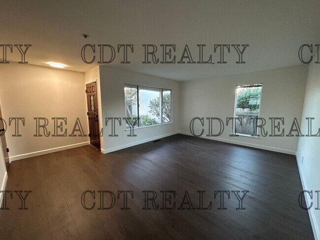 Foto del edificio - 717-725 California Street