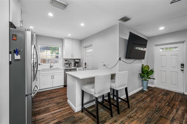 Foto del edificio - 1303 E Norfolk St