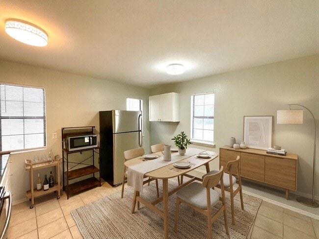 Building Photo - 509 Meadow Forge