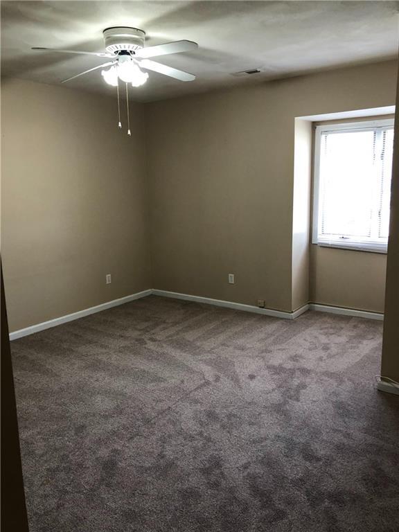 Foto del edificio - 293 Cowesett Ave