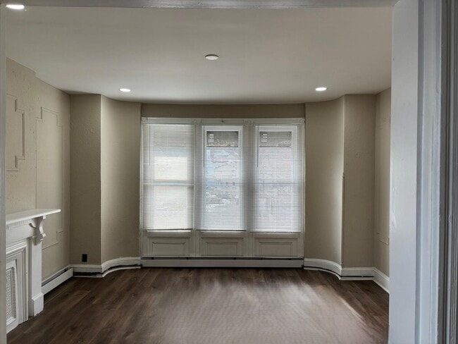 Foto del edificio - 633 Main St