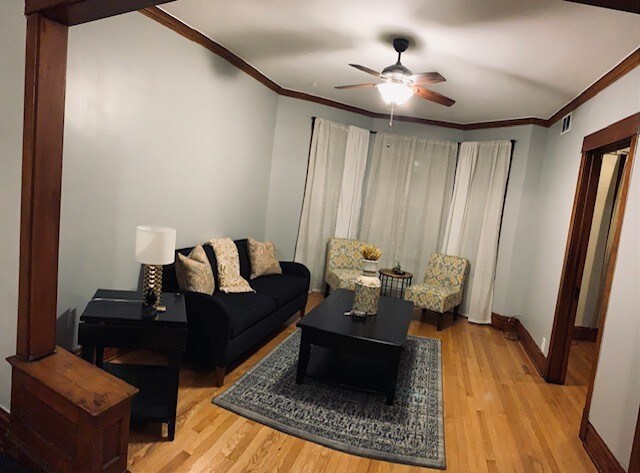 Foto del edificio - 3615 W Palmer St