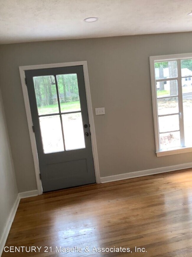 Building Photo - 4 br, 2 bath House - 618 Launcelot