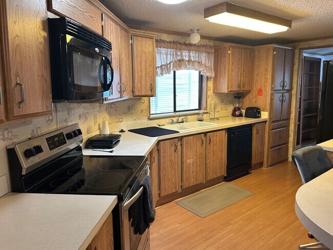 Building Photo - Sun Lakes Furnished Vacation Rental