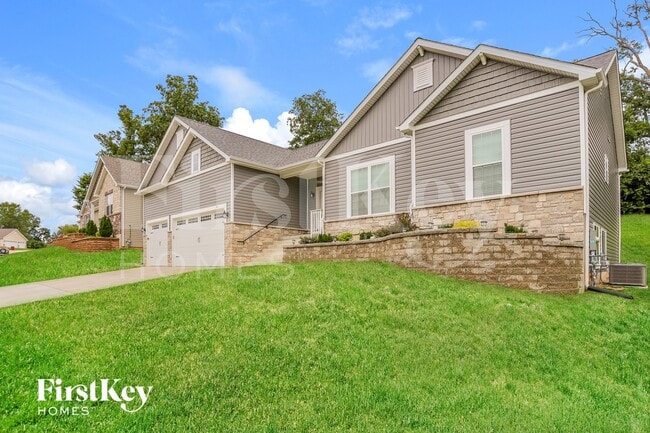 Foto del edificio - 413 Bittersweet Dr