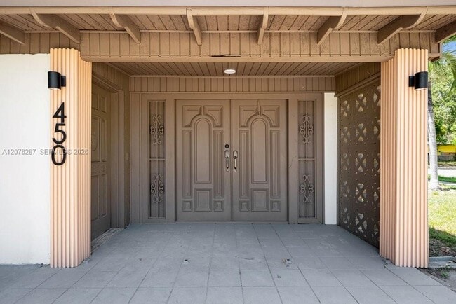 Building Photo - 450 NW 140th St