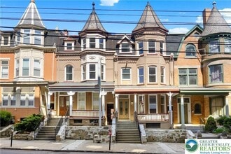Building Photo - 829 Linden St