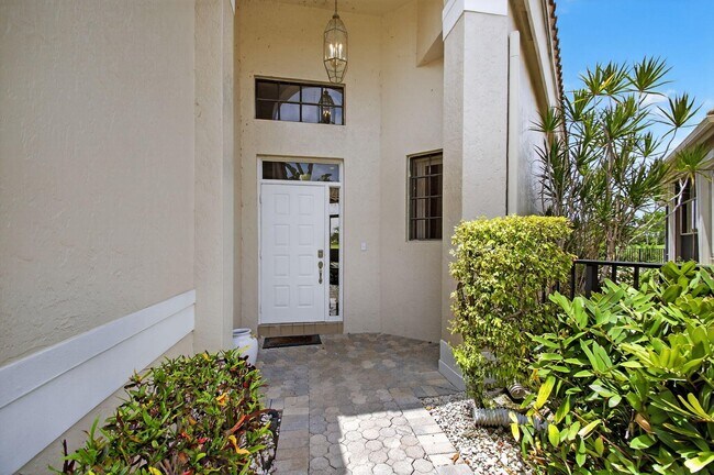Building Photo - 4465 Barclay Fair Way