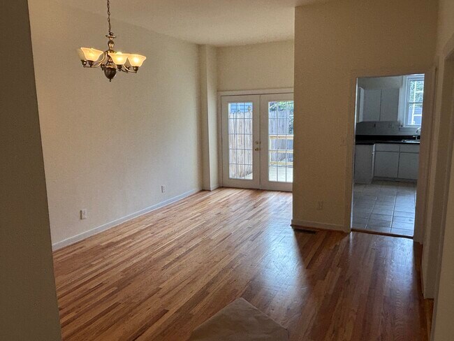 Foto del edificio - 1509 Floyd Ave