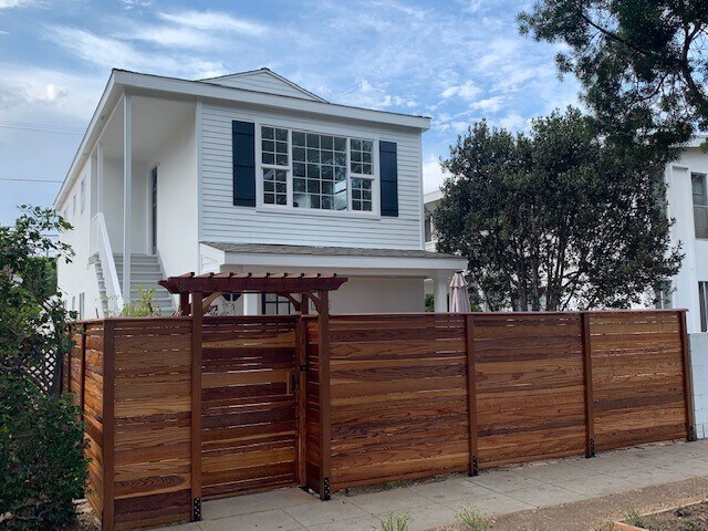 Foto del edificio - 12713 Venice Blvd