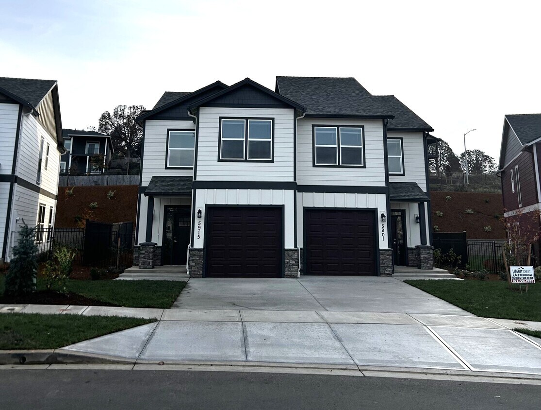 Foto principal - 5915 Joynak St S