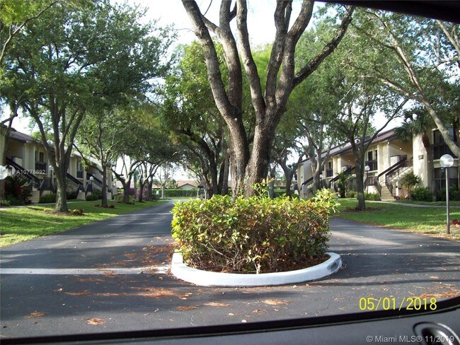 Foto del edificio - 2067 SW 15th St