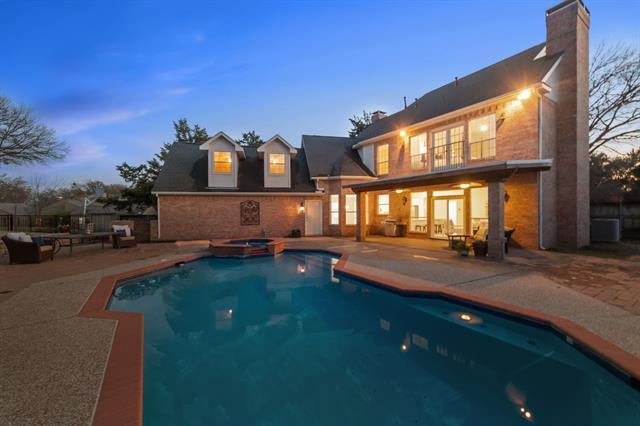 Foto del edificio - 2600 Cedarwood Ct