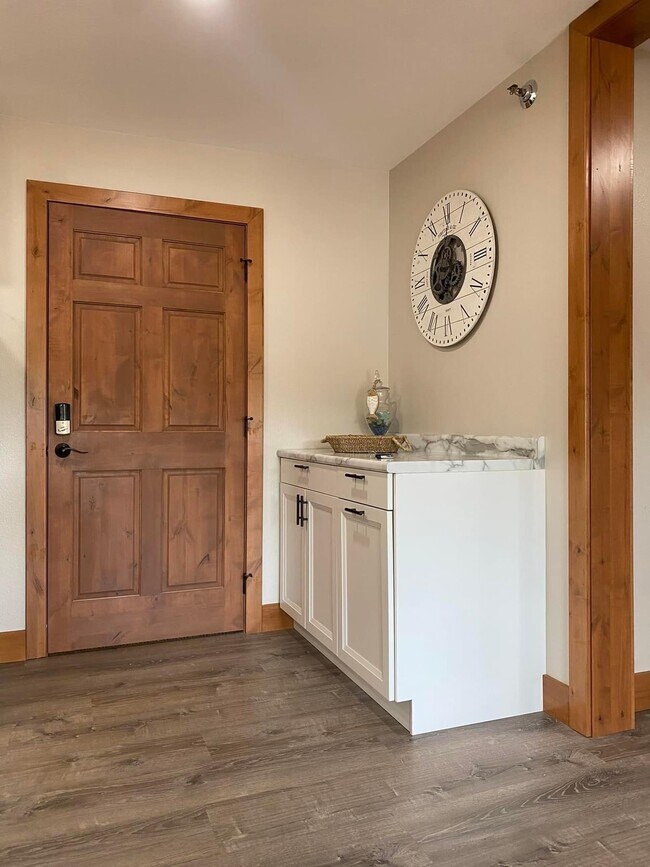 Foto del edificio - 80 Twin Oaks Shr