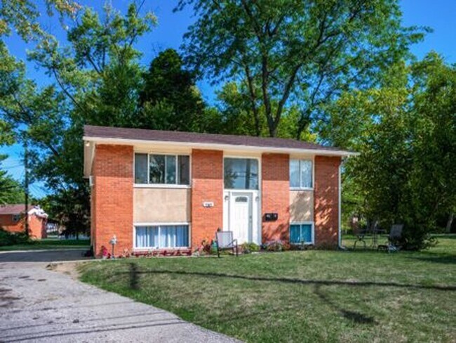 Building Photo - 780 Moon Rd